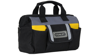 Illustration for article titled Upgrade Your Car's Sound System, $10 Tool Bag, Credit Card Knife